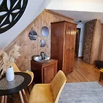 Silene - Góralska Muzyka Na żywo, Blisko Termy I Wyciągów Alojamento de Acomodação e Pequeno-almoço Bukowina Tatrzańska